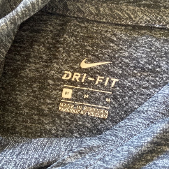 Nike women’s long sleeve dri-fit. Worn but in good condition! Heathered gray. - Picture 4 of 11
